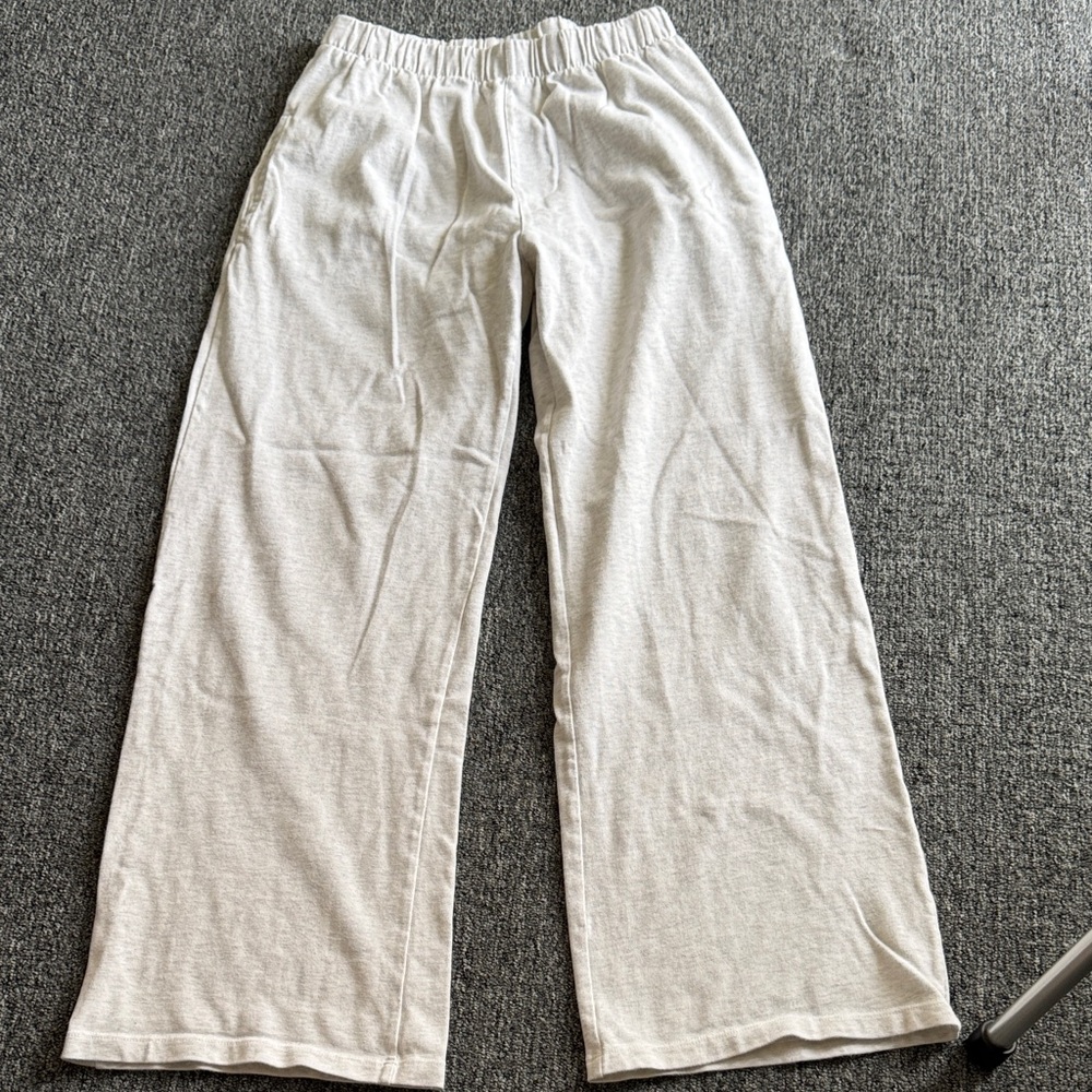 Brandy Melville Wide leg pants